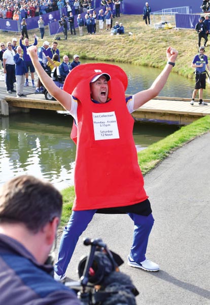 Ryder Cup 2018: Halloween-Trend 2018: das achtbeinige Hüpfmonster