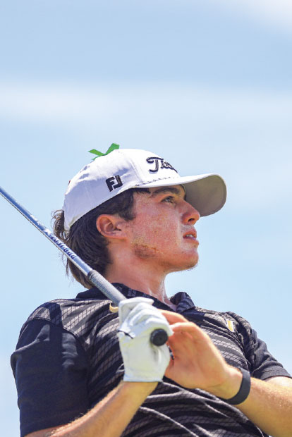 Next Gen Stars: Luke Colton (l.), Tyler Watts (r.)