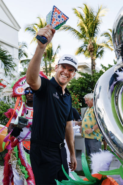 Das deutsche Golfjahr 2024: Crocodile Dundee hat gut lachen (r.).