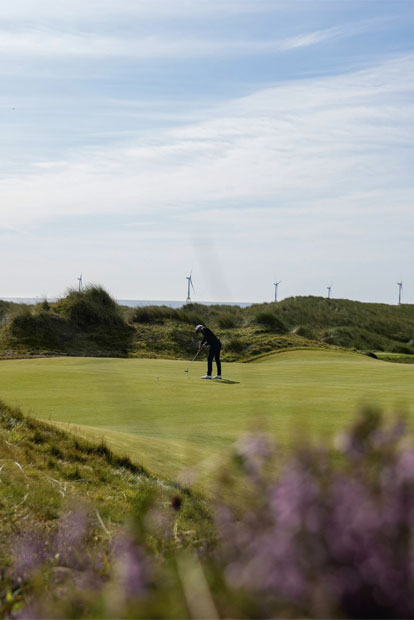 10: TRUMP INTERNATIONAL GOLF LINKS &ndash; BALMEDIE, SCHOTTLAND