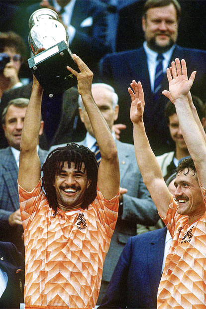 Ruud Gullit: Wer zuletzt lacht Seither 37 Jahre ohne Titel (r.)