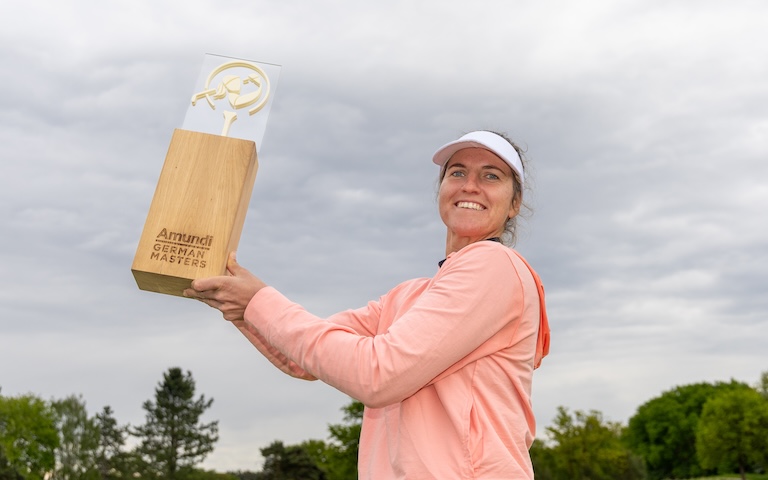 Erster LET-Sieg!: Leonie Harm gewinnt vor heimischer Kulisse!