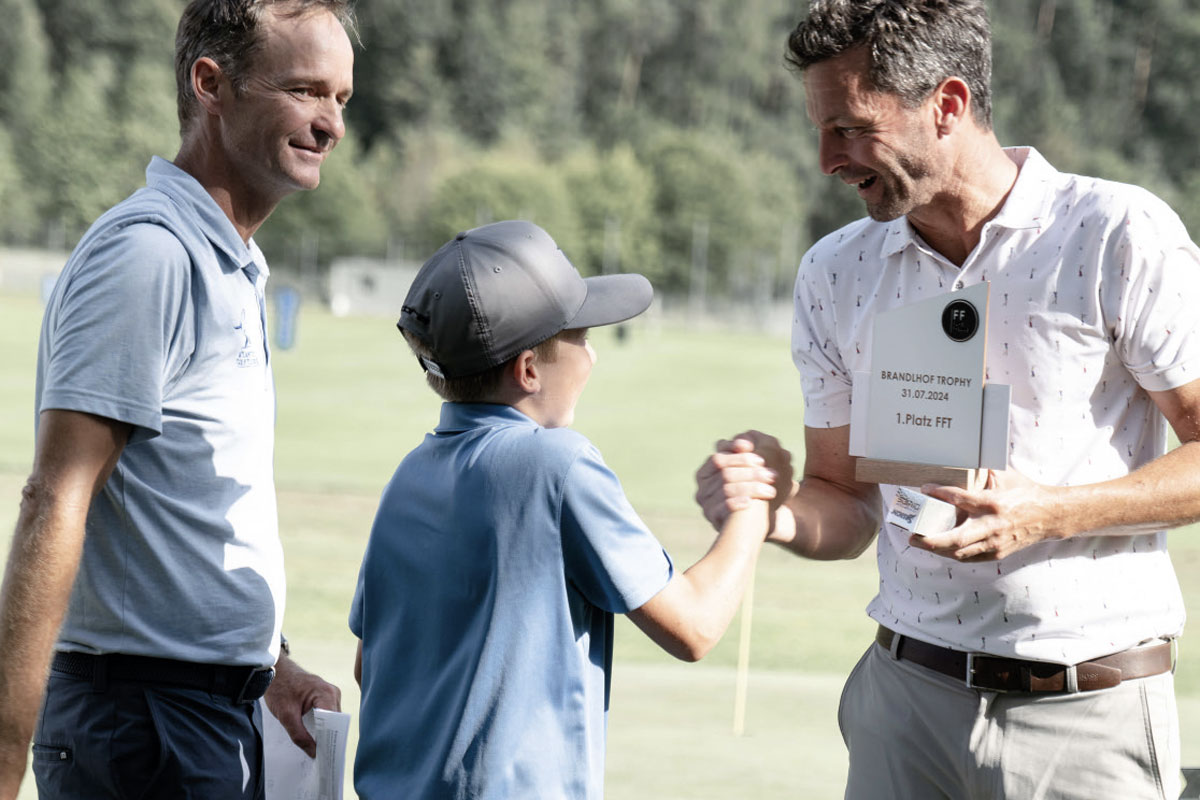 Trainerstunde Christoph Günther: Kurzer spielt