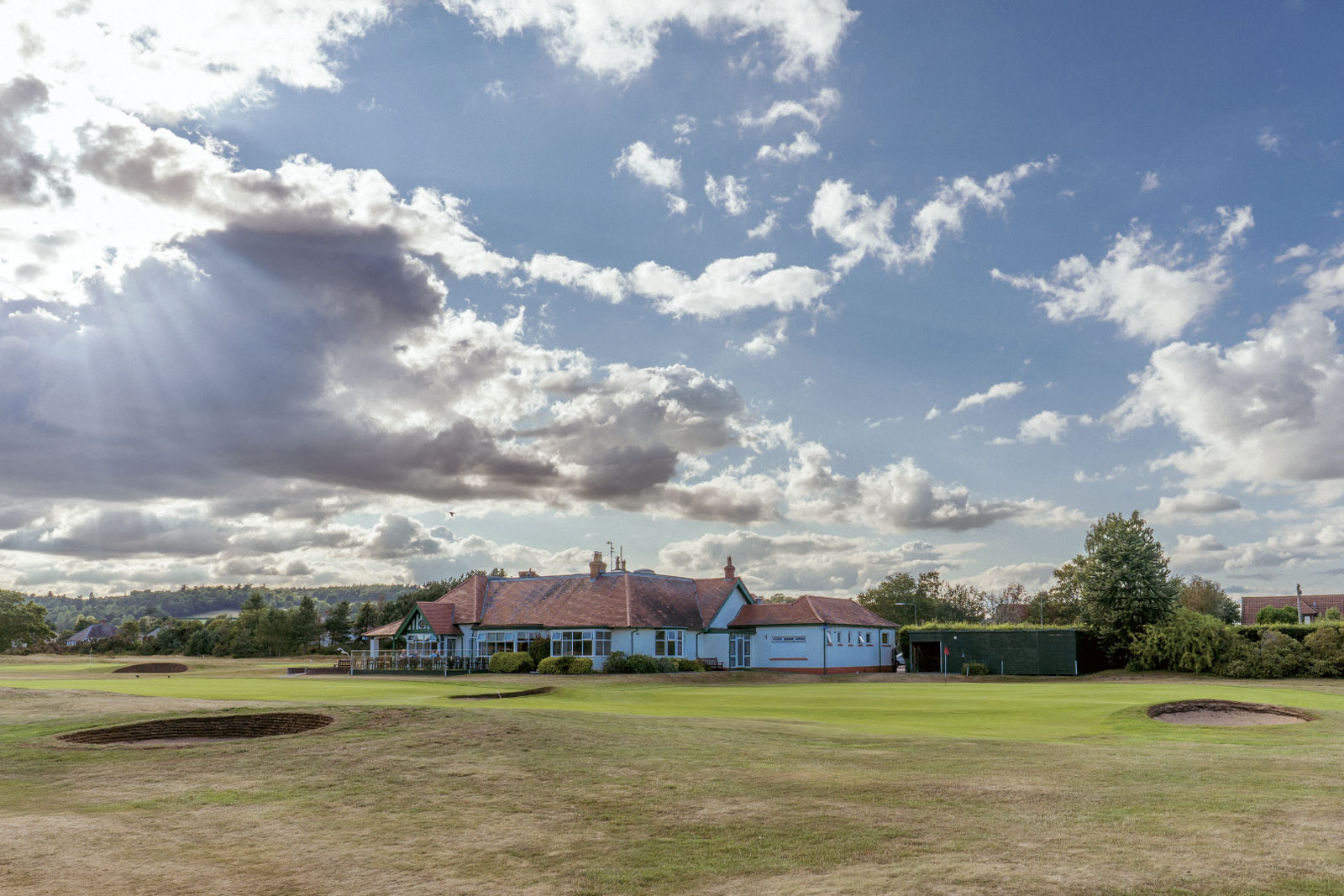 St. Andrews: Kapitel 3, Vers 12 des Scotscraig-Evangeliums: 'Ist das Fairway braun, kannst du 250 Meter hauen'