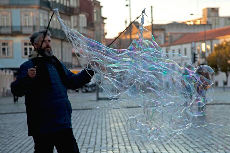 Runde Religion: Zu viel Perwoll: Fischer holt Netz aus dem Waschsalon ab