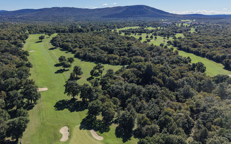 GOLF GRAD OTOCEC